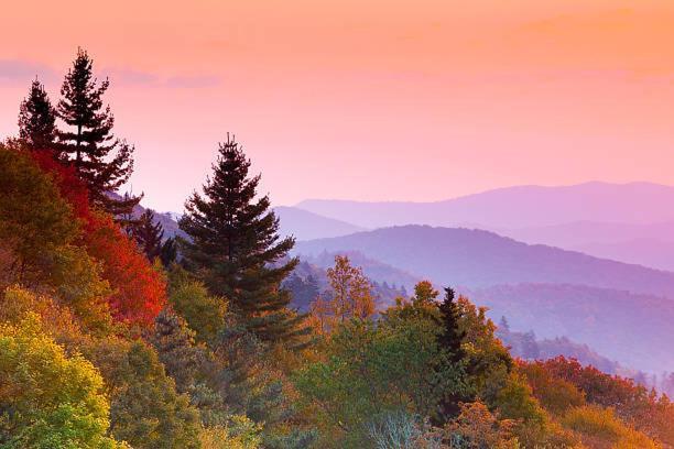 Villa Breathtaking Sunsets, Views, Pool, Heaven Awaits! Gatlinburg Exterior foto